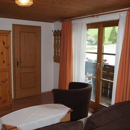Haus Helga منزل للإقامة
